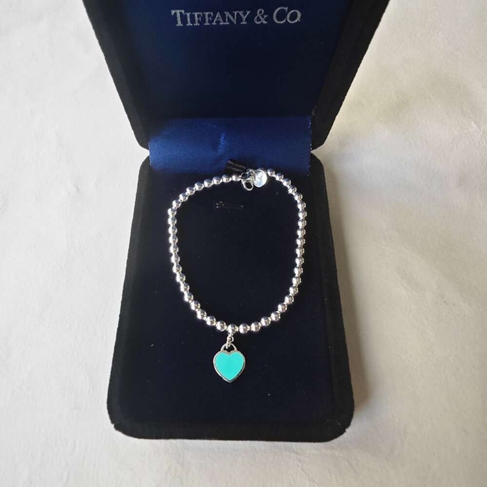 Tiffany & Co. Blue Heart-Shaped Pendant Bracelet